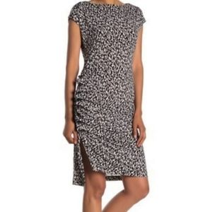 🌻 Kenneth Cole Bateau neck midi dress. Size L